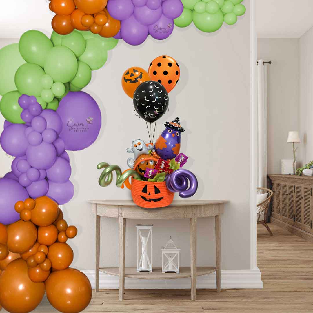 pumpkinhead treats basket with balloons. Balloon delivery in Salem Oregon and nearby cities. Size chart site.